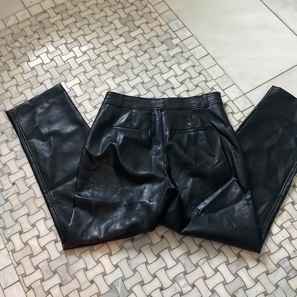Aritzia Wilfred Melina black vegan leather pants. Size 10. - Picture 7 of 9